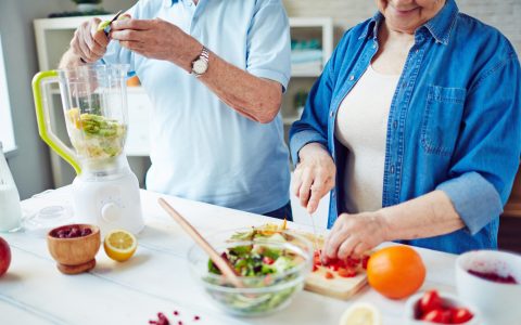 Atelier de cuisine collective pour les 50 ans et plus