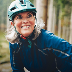 Sylvie Allez-y trahissez votre âge