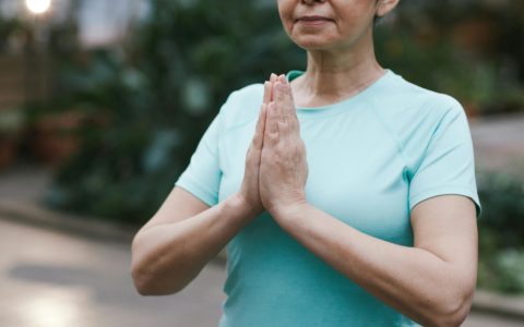 Yoga sur chaise (débutant)