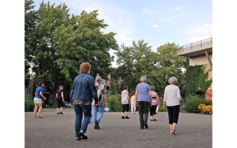 Danse en ligne latine et pop